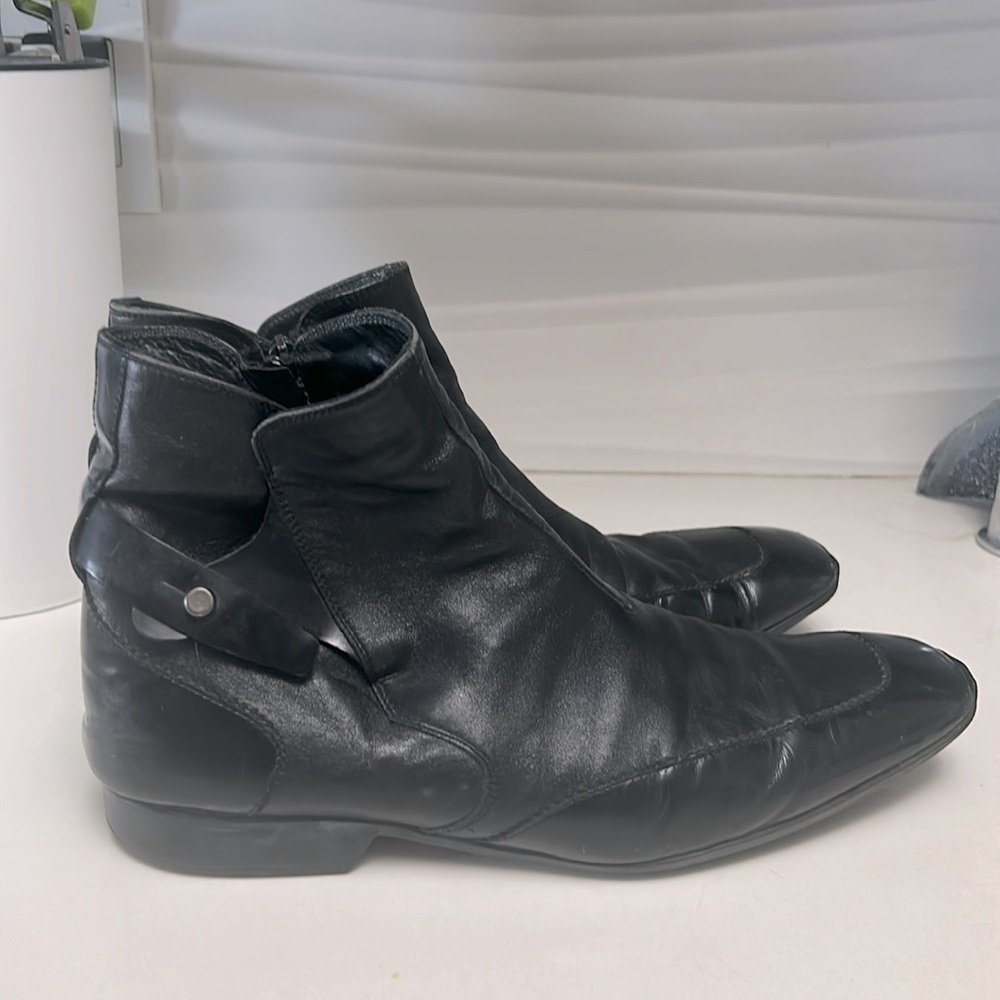 Men’s Hugo Boss Leather shoes, Sz 8.5